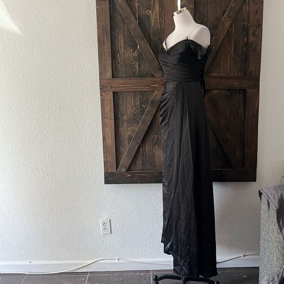 New Sexy Black Satin Off The Shoulder Pleated Long Prom Formal Dress - Picture 9 of 16